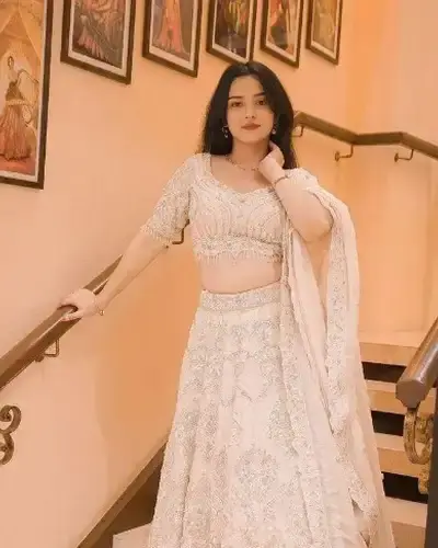 Escort Unnao